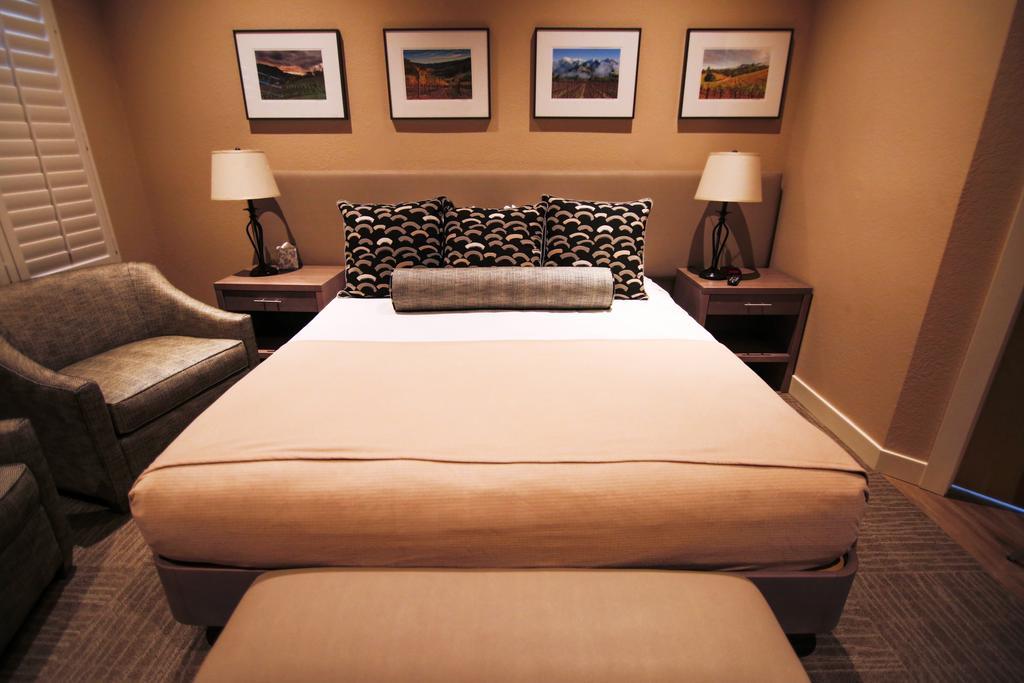 Calistoga Spa Hot Springs - Authentic Hot Springs Spa & Resort Room photo